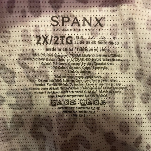 NWT 2 pairs SPANX Under Statements seamless thongs size 2X - Picture 3 of 7